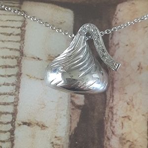 sterling KISS necklace